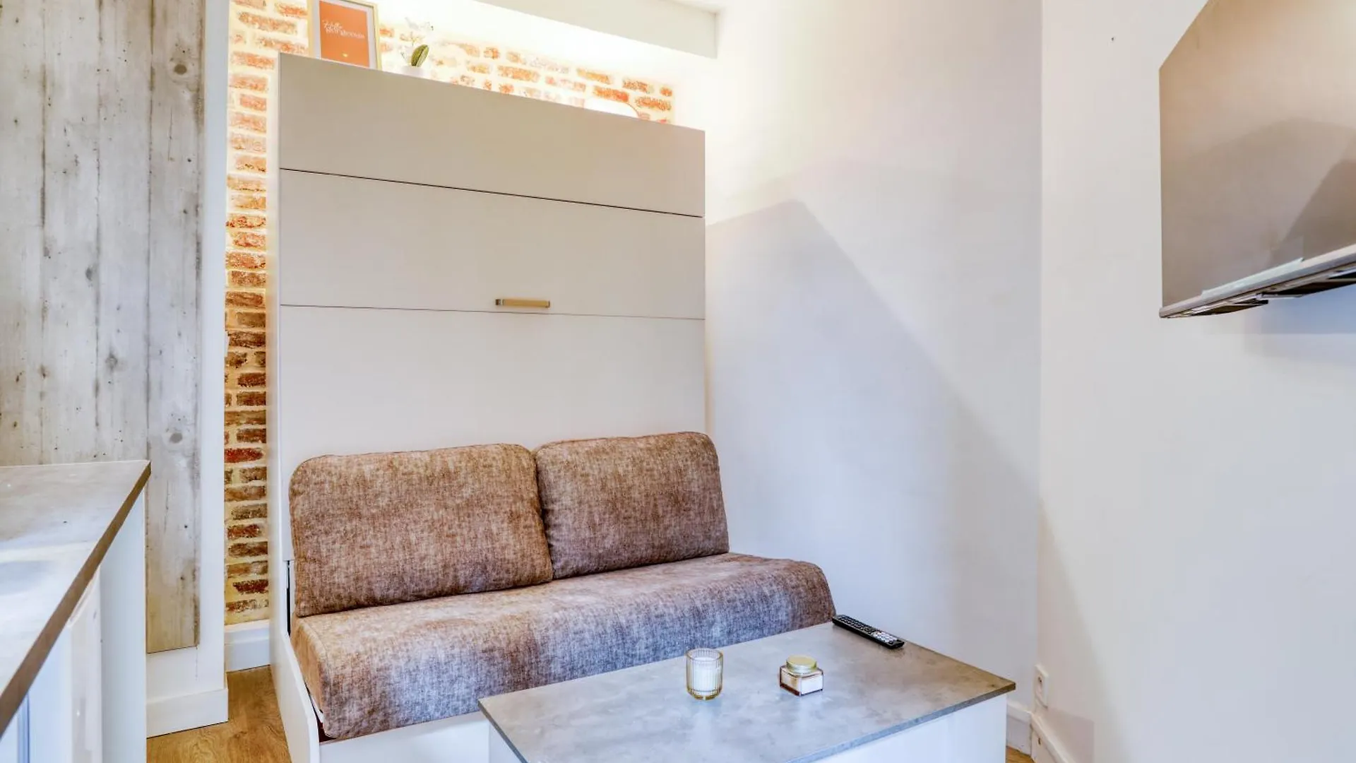 Le Studio Duret II Paris Apartment