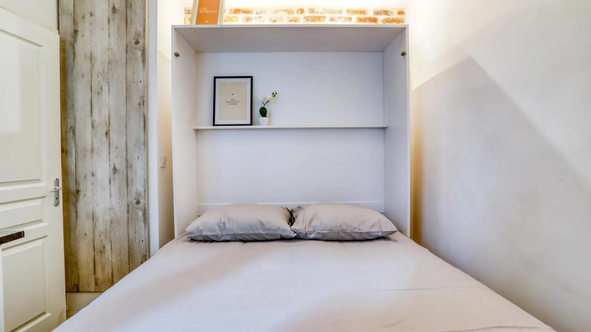 Apartment Le Studio Duret II Paris France