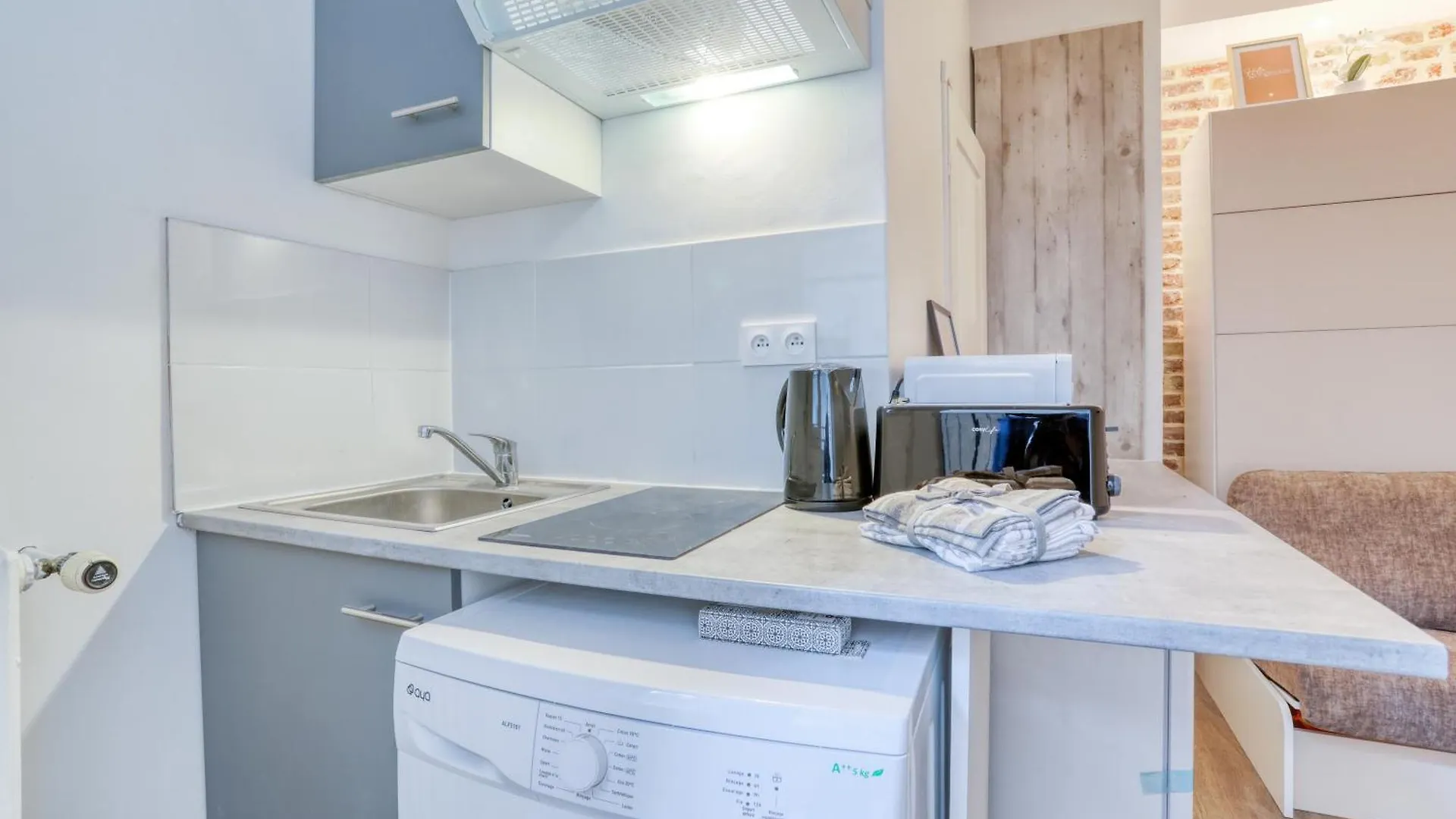 Le Studio Duret II Paris Apartment